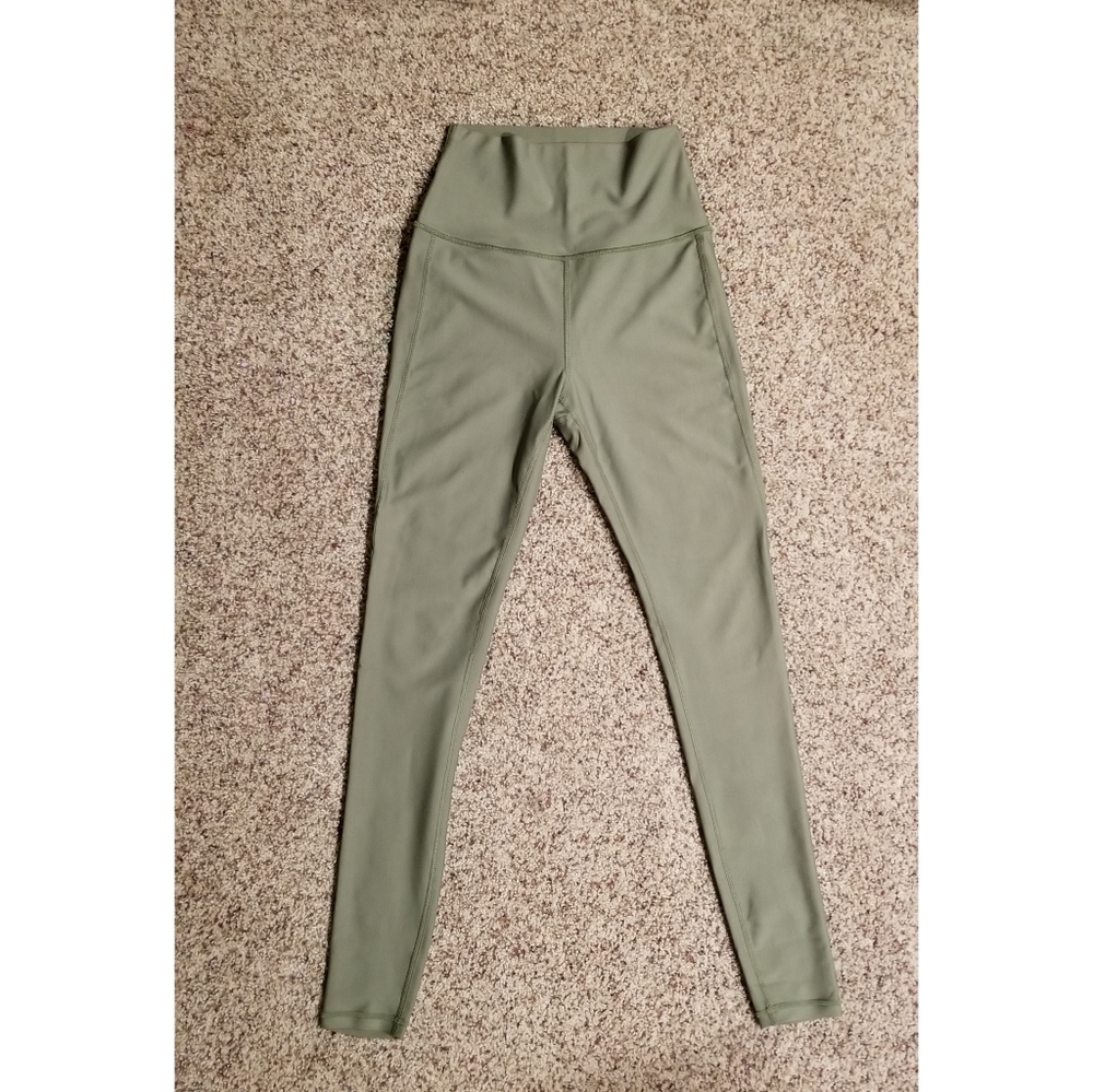 Beunbowed olive leggings S
